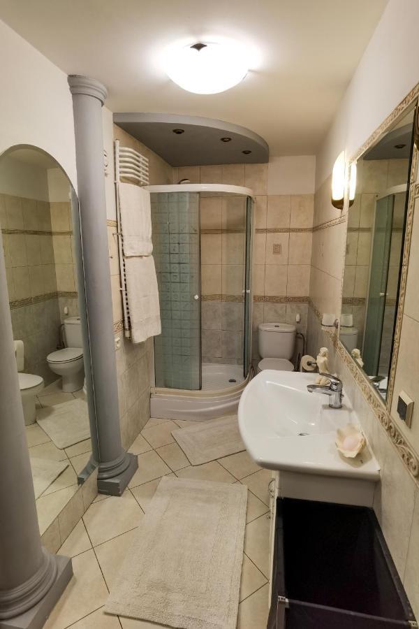 Feels Like Home Metro Zacisze Varşovia Exterior foto